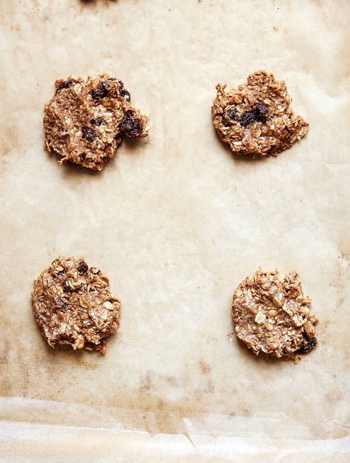 Giant Oatmeal Raisin Cookies|Bijouxs Little Jewels