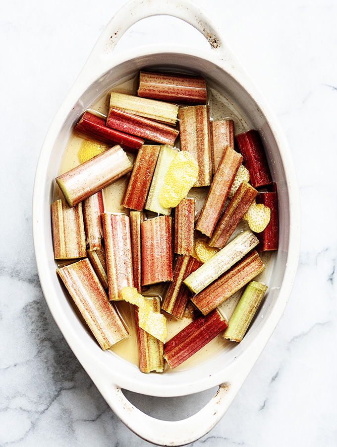 Baked Rhubarb with Labne Yogurt